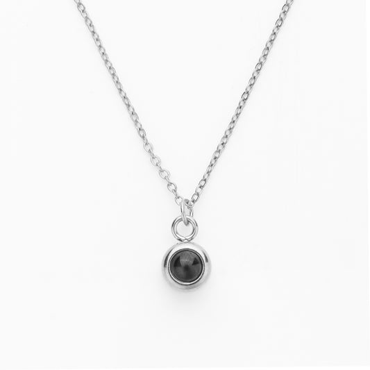 Zikrayati Gems Circle Photo Necklace