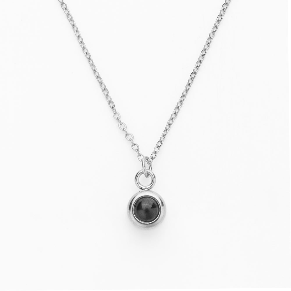 Zikrayati Gems Circle Photo Necklace